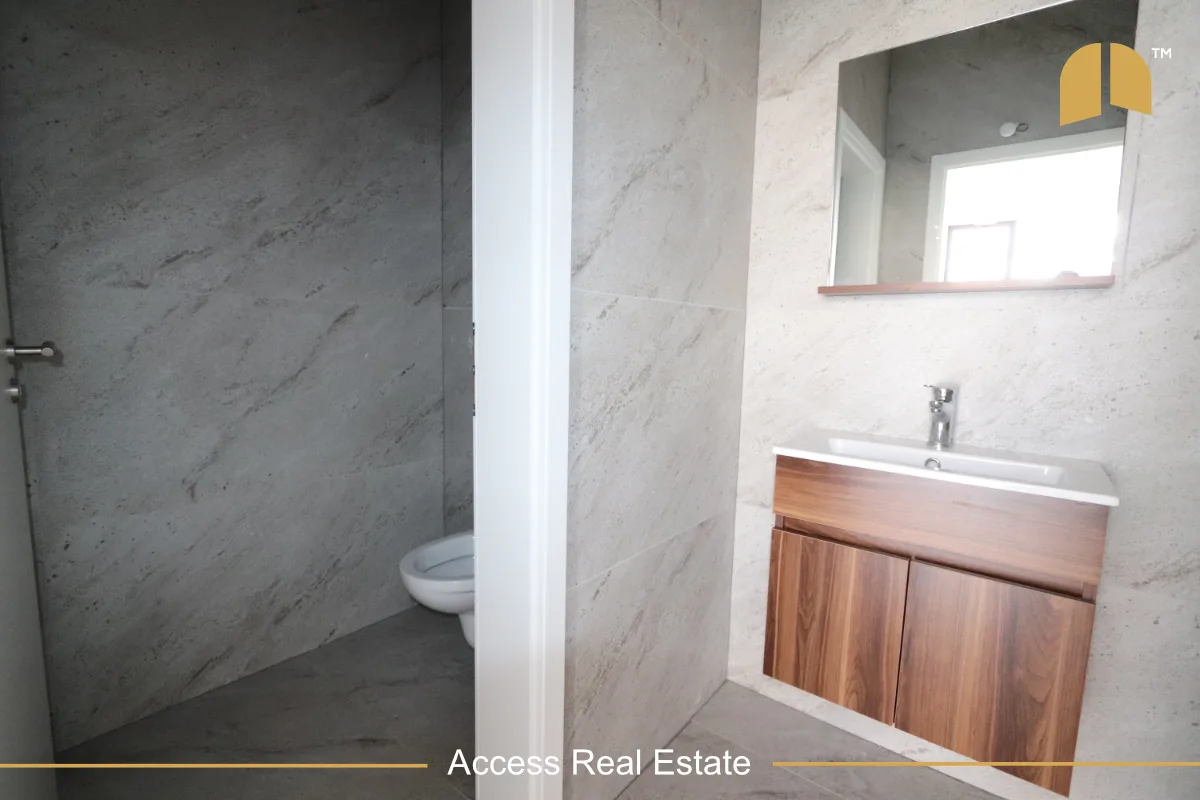 Lokal me QIRA – 68m² – Ruga A