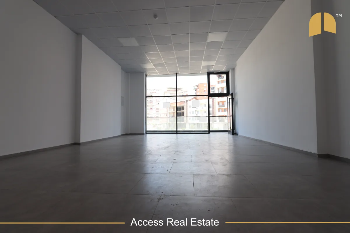 Lokal me QIRA – 68m² – Ruga A