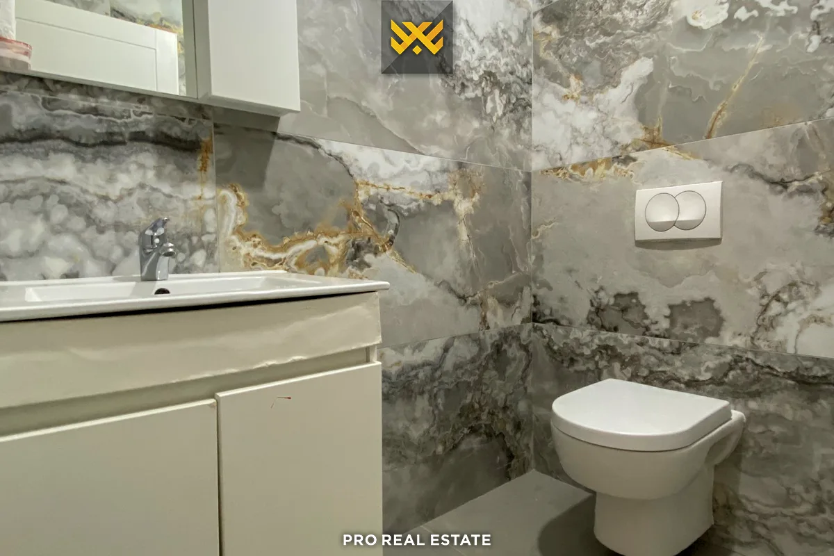 Banesë / Zyrë 85m² me #QIRA në Lagjen e Spitalit