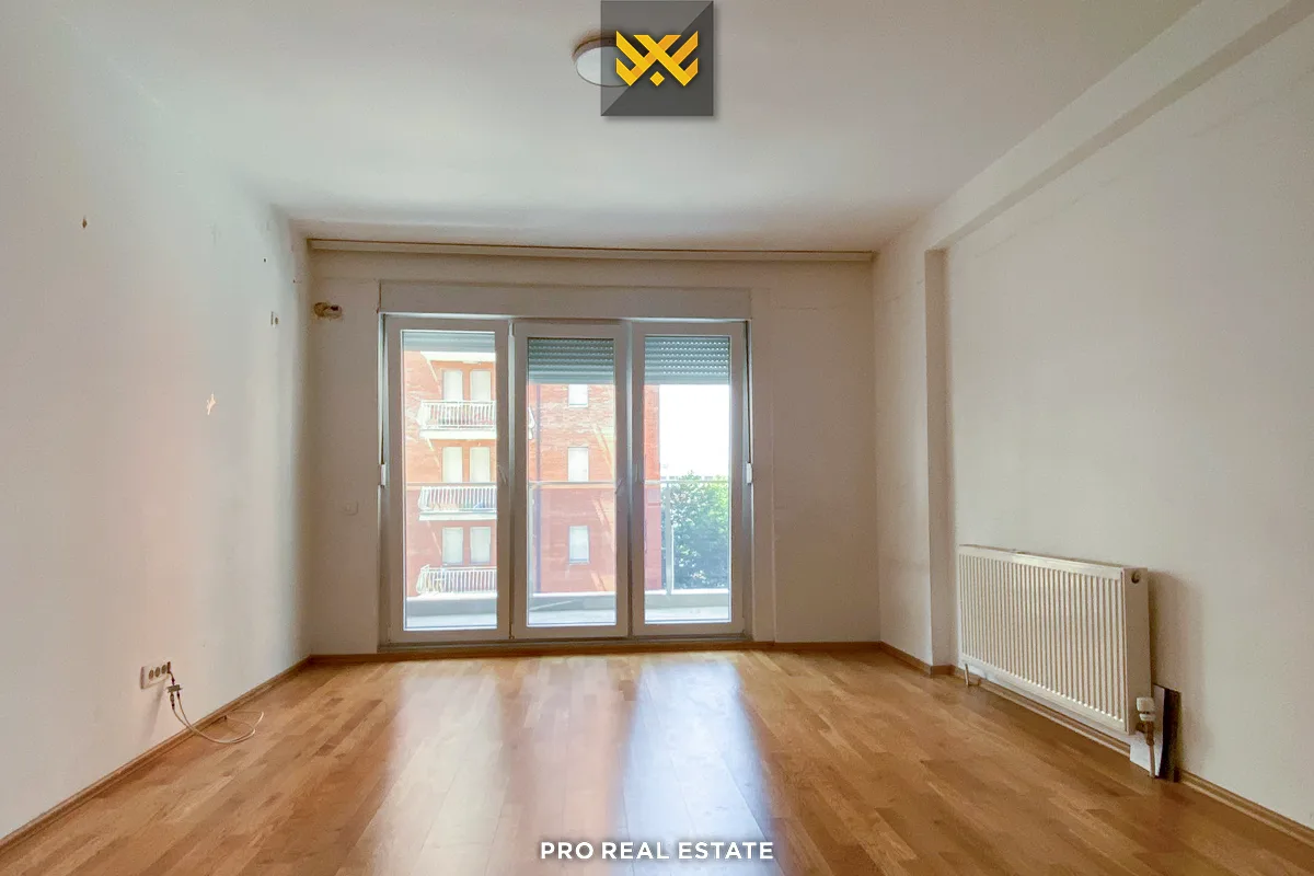 Banesë / Zyrë 85m² me #QIRA në Lagjen e Spitalit