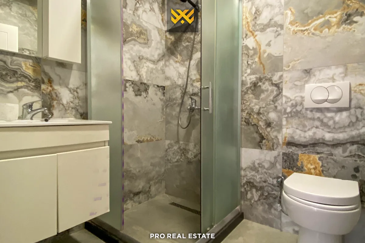 Banesë / Zyrë 85m² me #QIRA në Lagjen e Spitalit