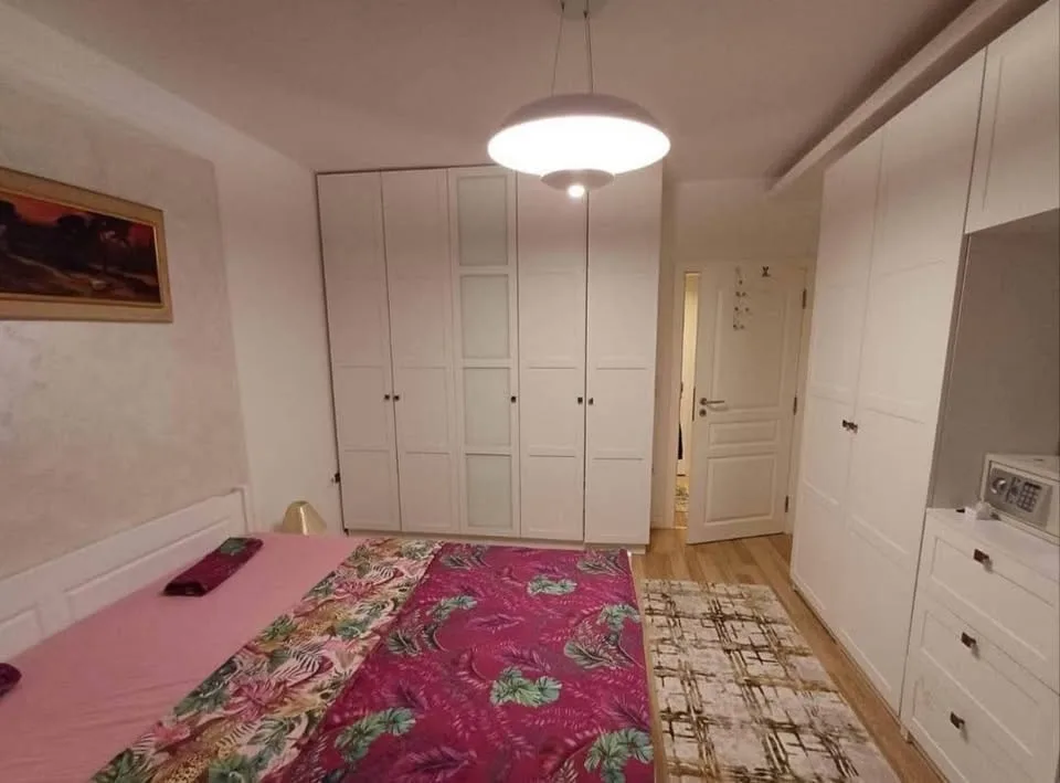 Banesë me qira 2+1 në Fushë Kosovë