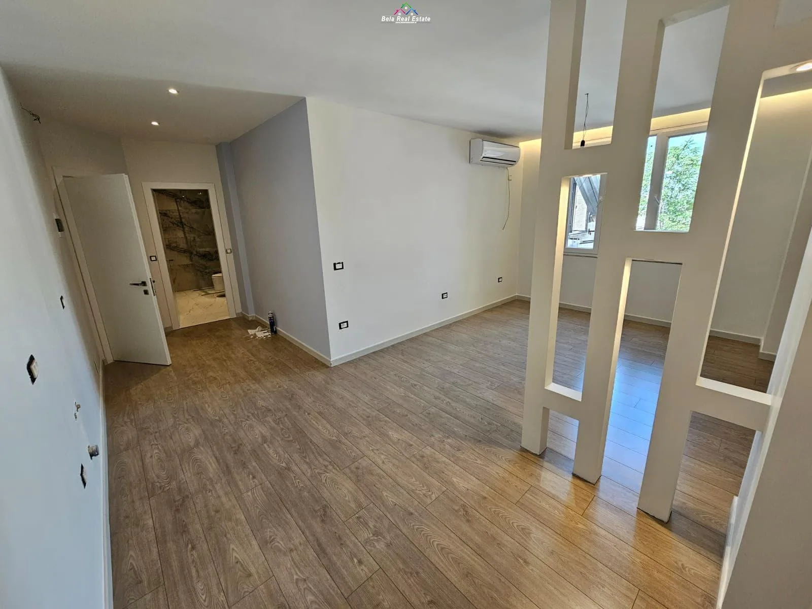 Garsioniere Ne Shitje Tek Zogu I Zi (ID BSHG36) Tirane