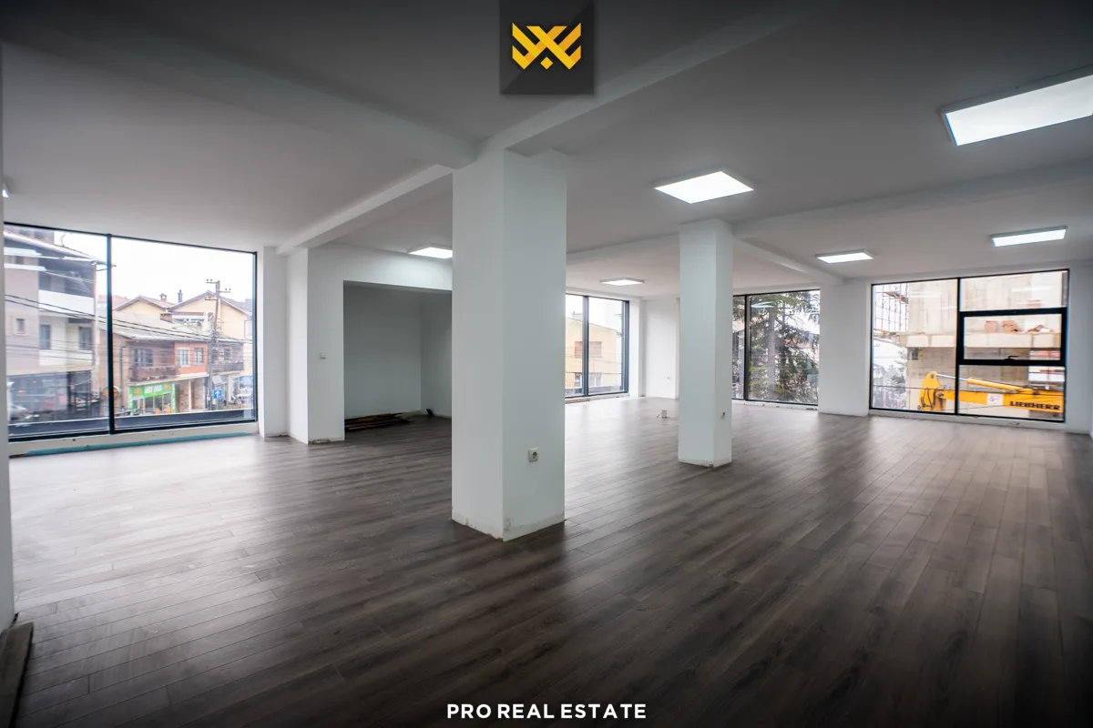 Objekt 150m² me #QIRA në Lagjen Bregu i Diellit