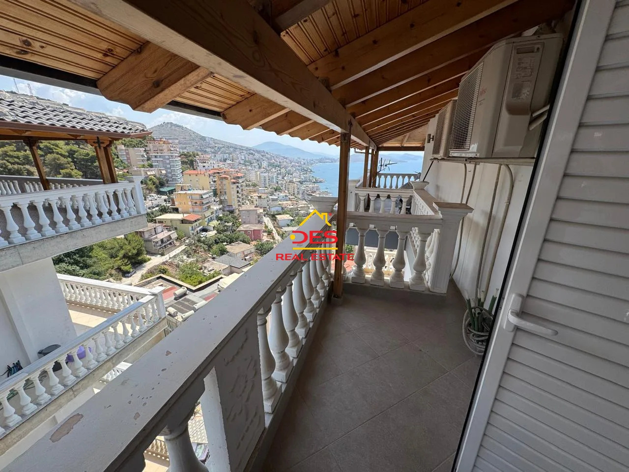Shitet apartament 2+1+2 ne sarande