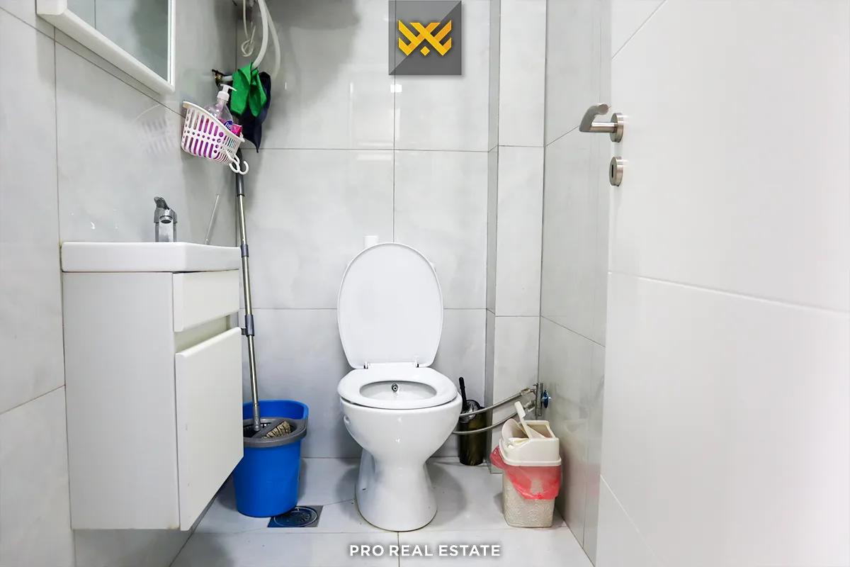 Lokal 41.5m² me #QIRA në Fushë Kosovë