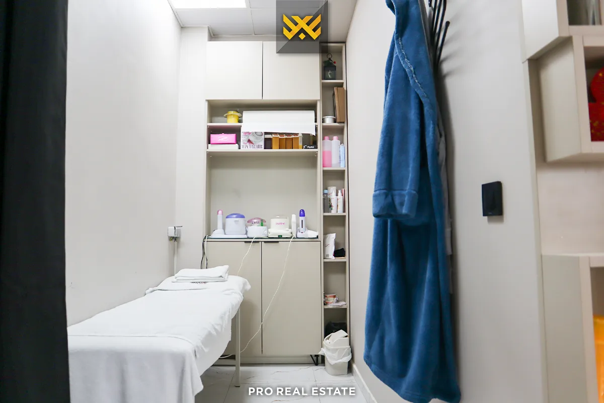 Lokal 41.5m² me #QIRA në Fushë Kosovë