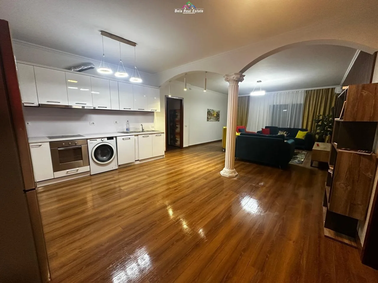 Apartament Me Qera 2+1 Tek Myslym Shyri (ID B2201597) Tirane
