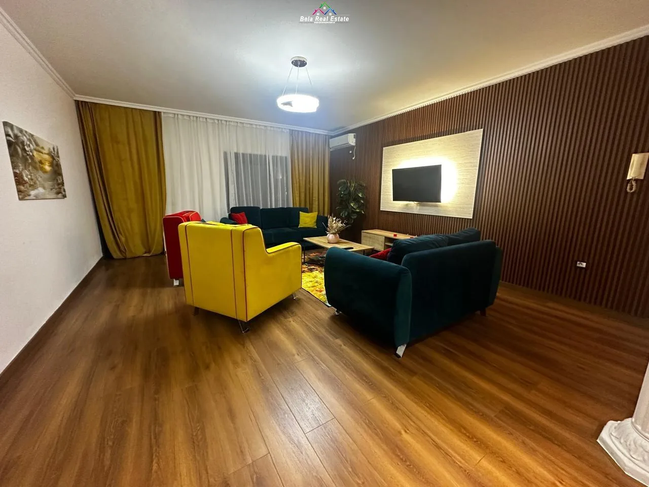 Apartament Me Qera 2+1 Tek Myslym Shyri (ID B2201597) Tirane