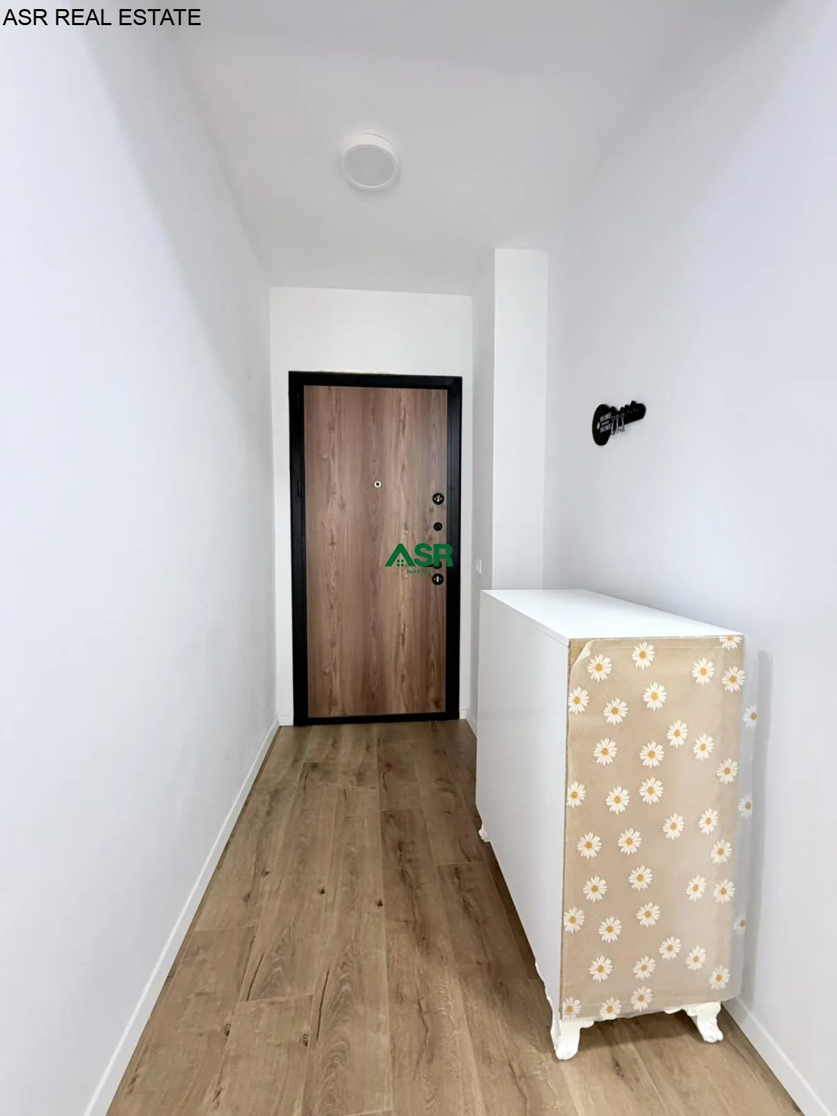 #ID:4457 Banesë 87.7m2 me #qira në Tophane