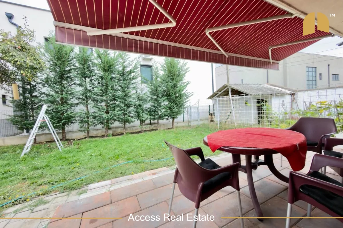 Shtëpi në Shitje me FLETË POSEDUESE – 250m² + 6.12 Ari – Çagllavicë