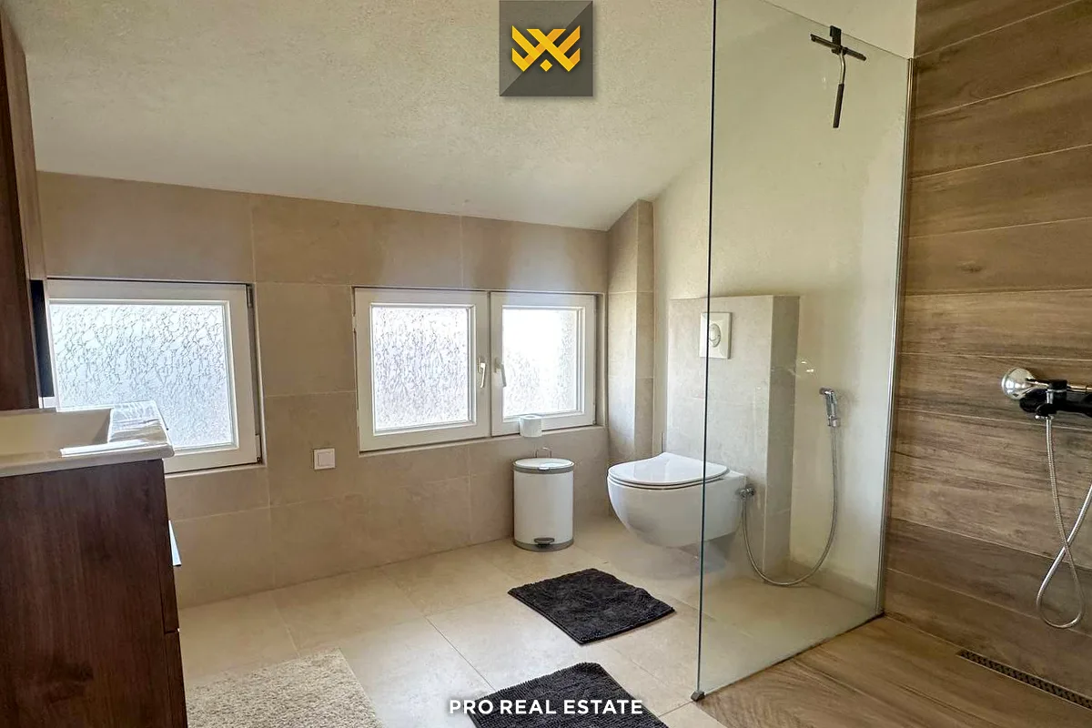 Banesë 85m² me #QIRA në Veternik