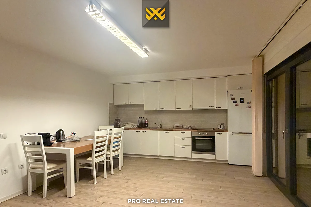 Shtëpi / Zyrë 225m² me #QIRA në Pejton
