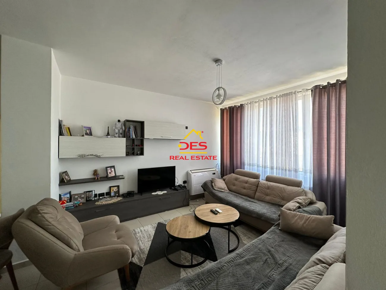 Jepet me qira apartament 3+1 në lagjen ‘5 maj’ elbasan.