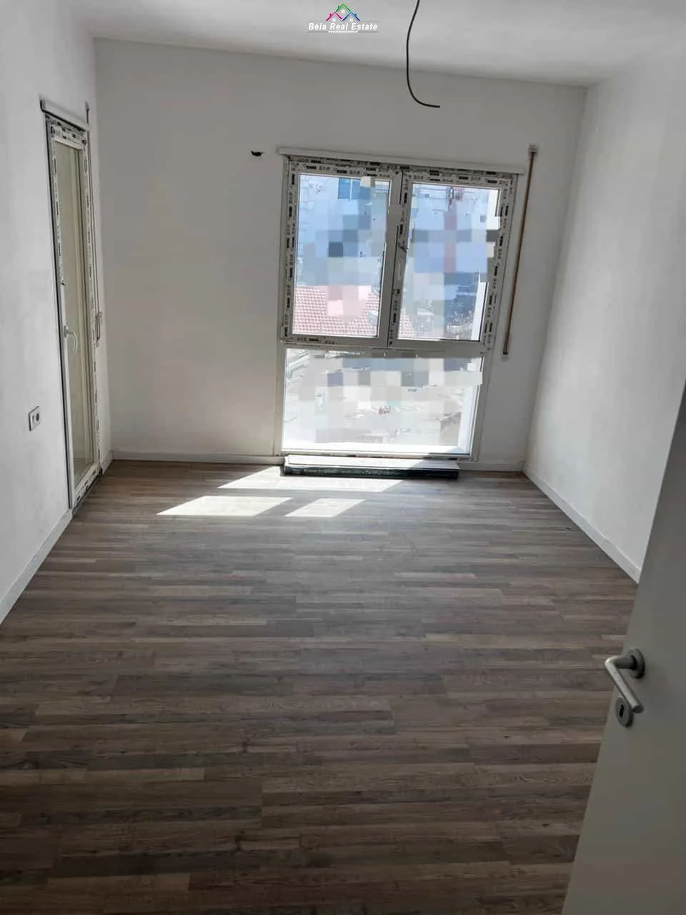 Zyre Me Qera 2+1 Tek Ish Dogana (ID BZ2896) Tirane