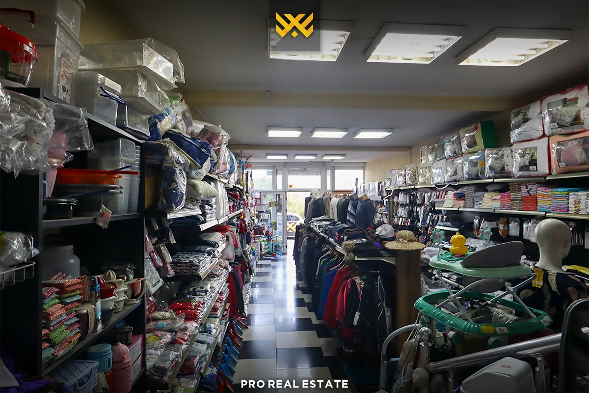 Objekt 335.96m² me #QIRA në Bregun e Diellit.
