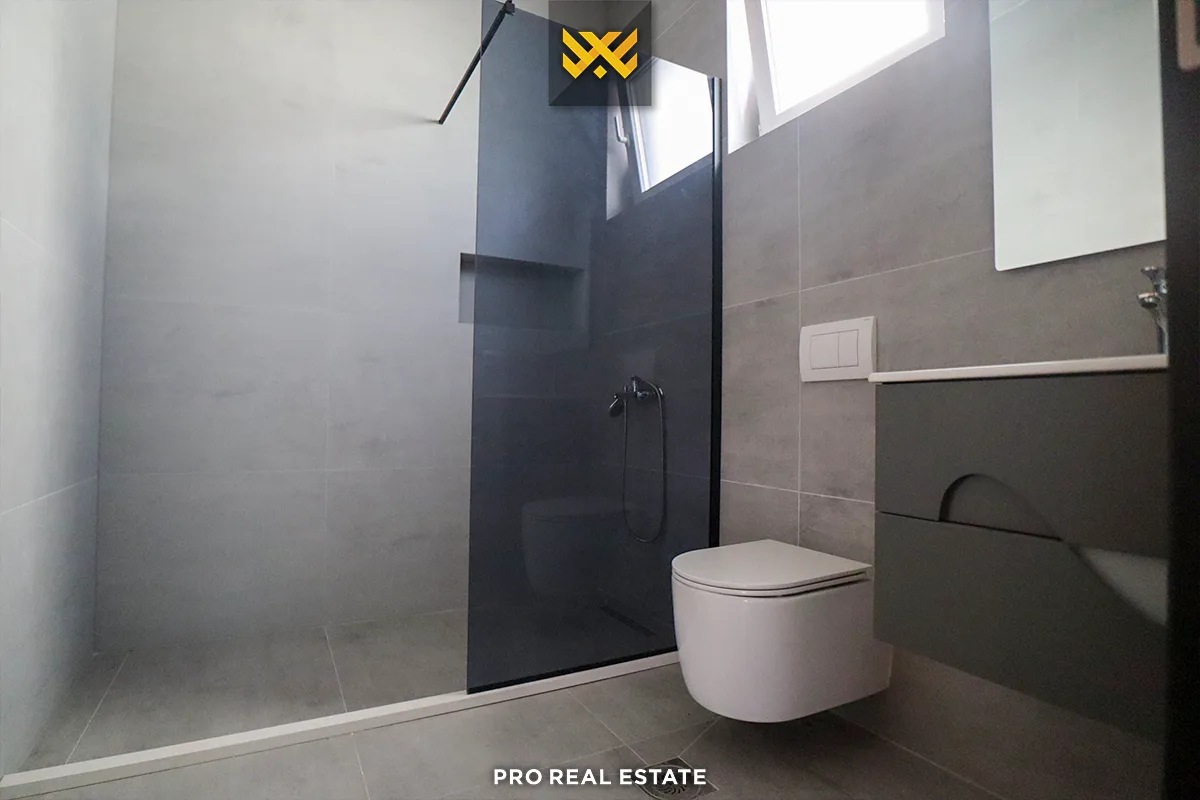 Shtëpi 280m² për #SHITJE në City Home