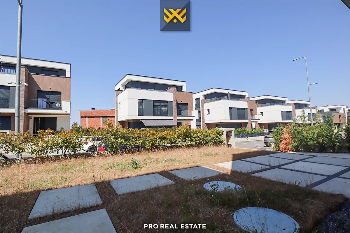 Shtëpi 280m² për #SHITJE në City Home