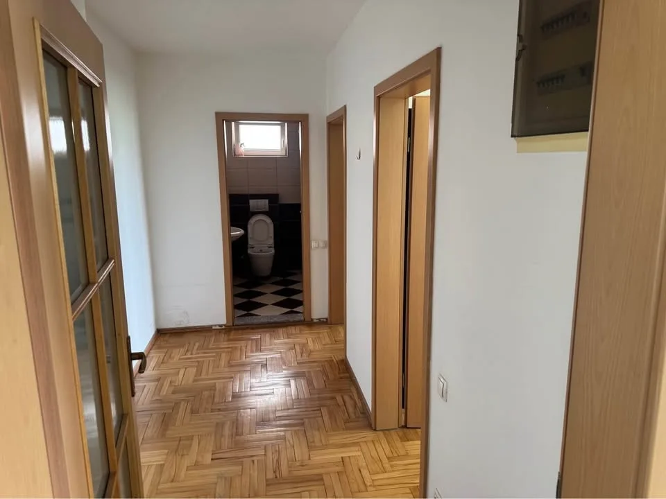 Banesë në shitje në Kalabri (Emshir)