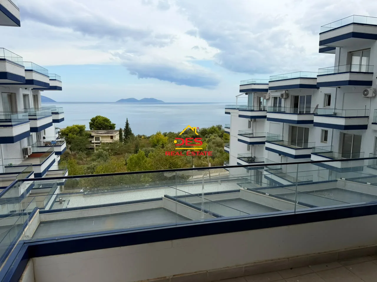 Shitet apartament 2+1 në uji të ftohtë , vlorë – me pamje ballore nga deti