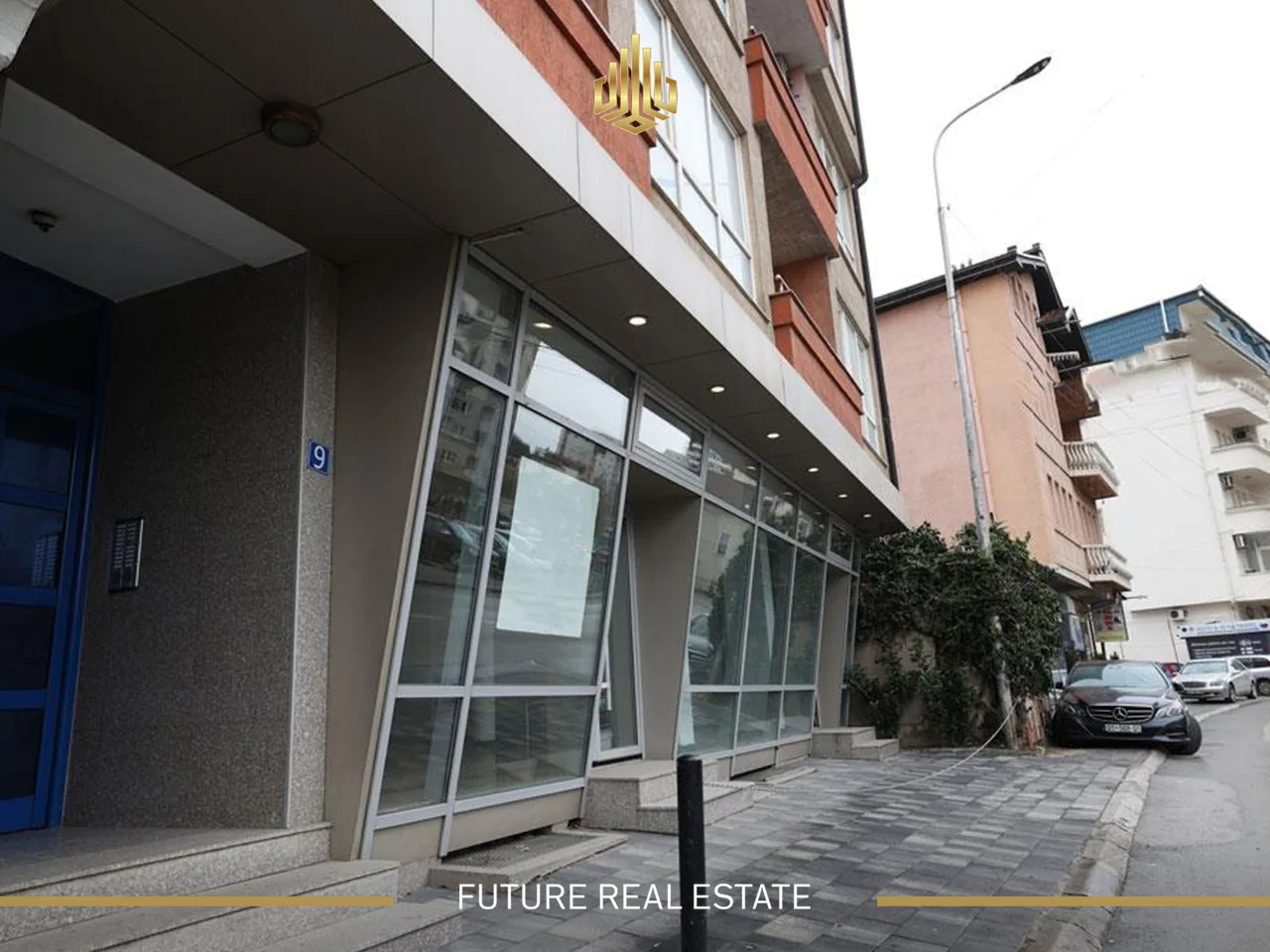 Lokal me QIRA/370m2