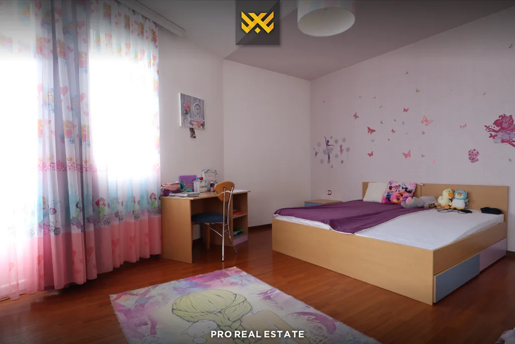 Shtëpi 565m² me #QIRA në Veternik