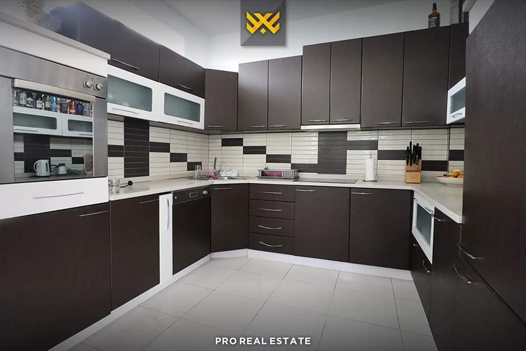 Shtëpi 565m² me #QIRA në Veternik
