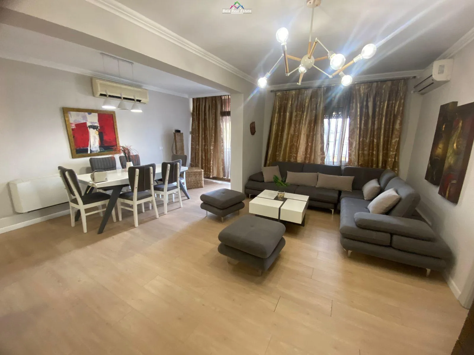 Apartament me qera 3+1+2 ne Qender (ID B230171) Tirane