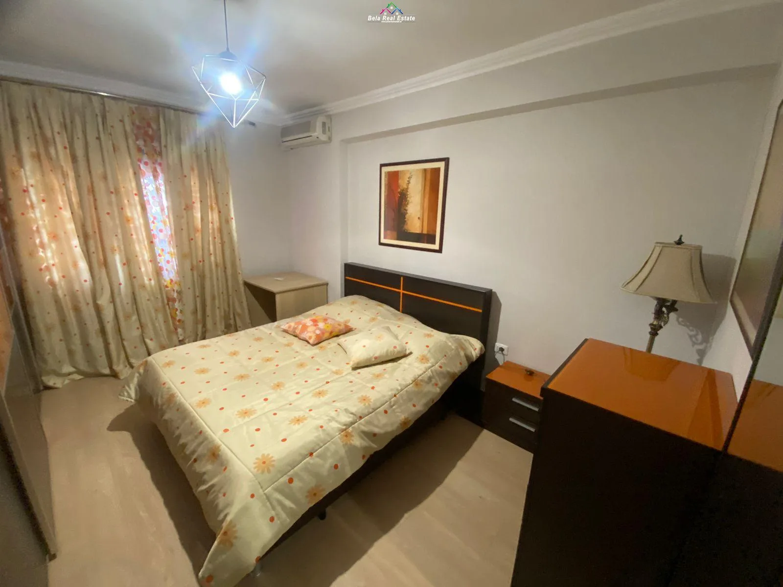 Apartament me qera 3+1+2 ne Qender (ID B230171) Tirane