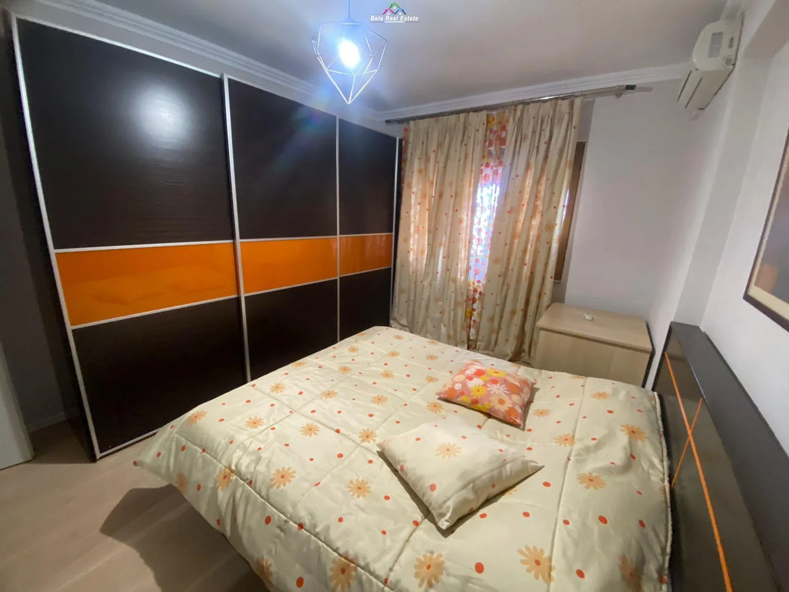 Apartament me qera 3+1+2 ne Qender (ID B230171) Tirane