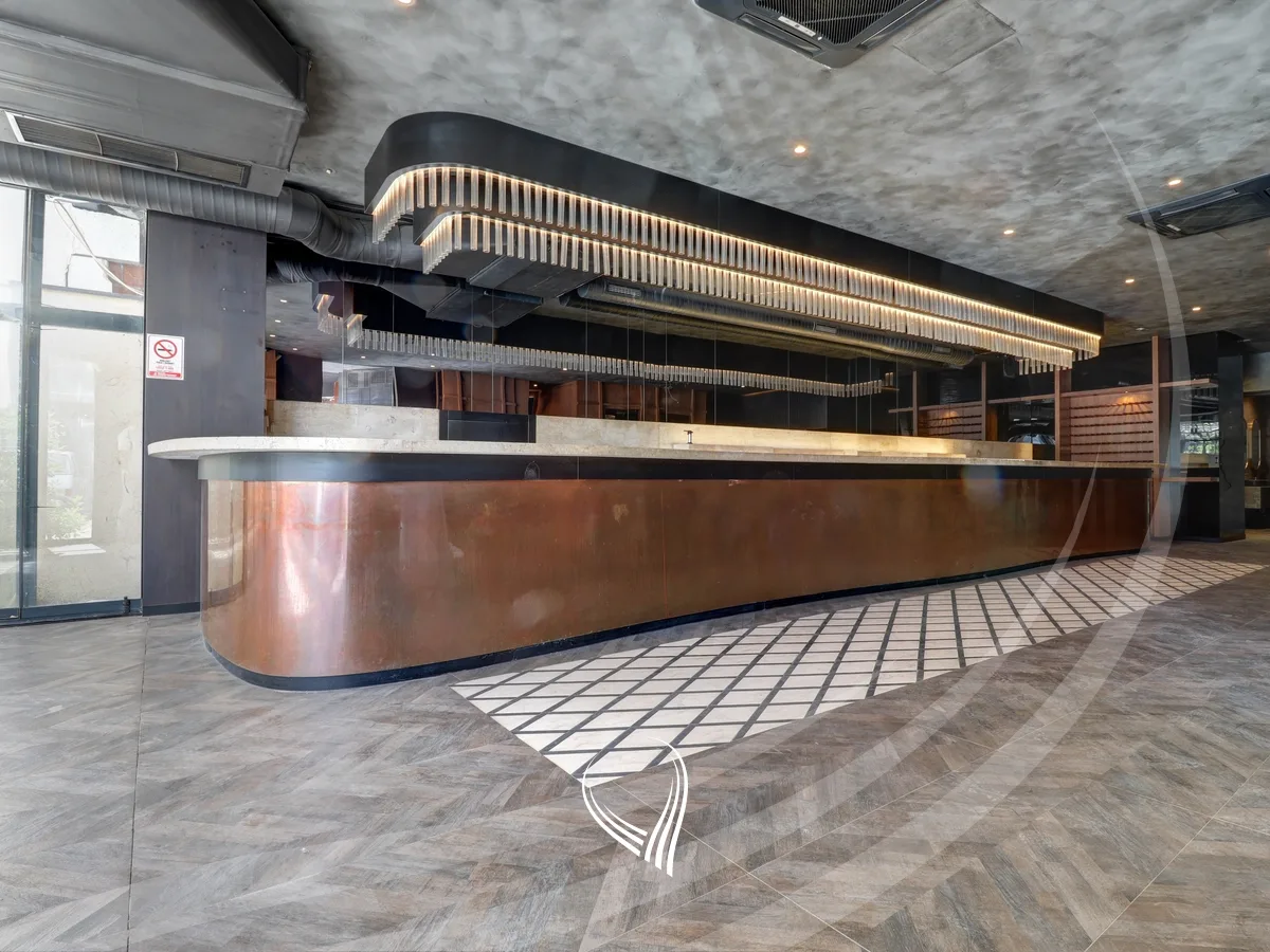 Lokal 290m2 me qira në Qendër