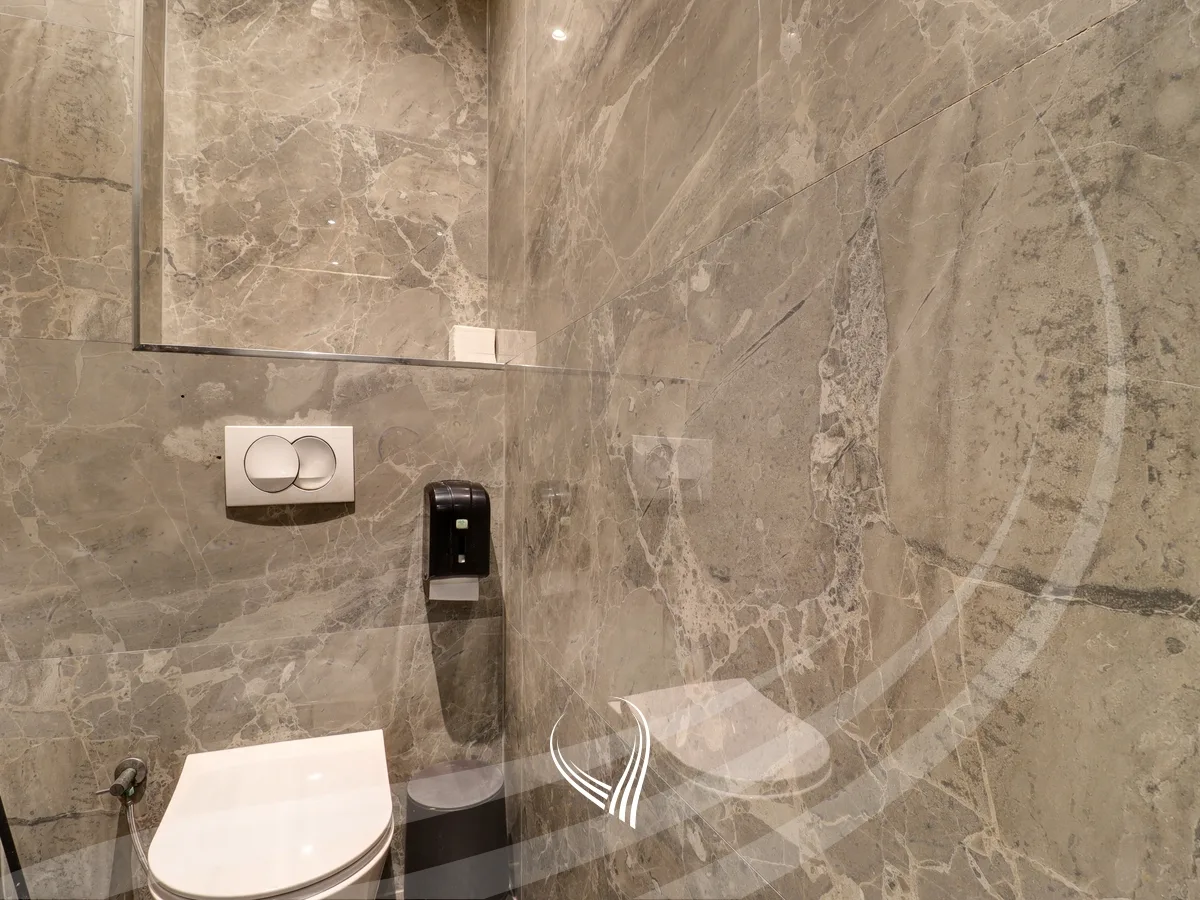 Lokal 290m2 me qira në Qendër