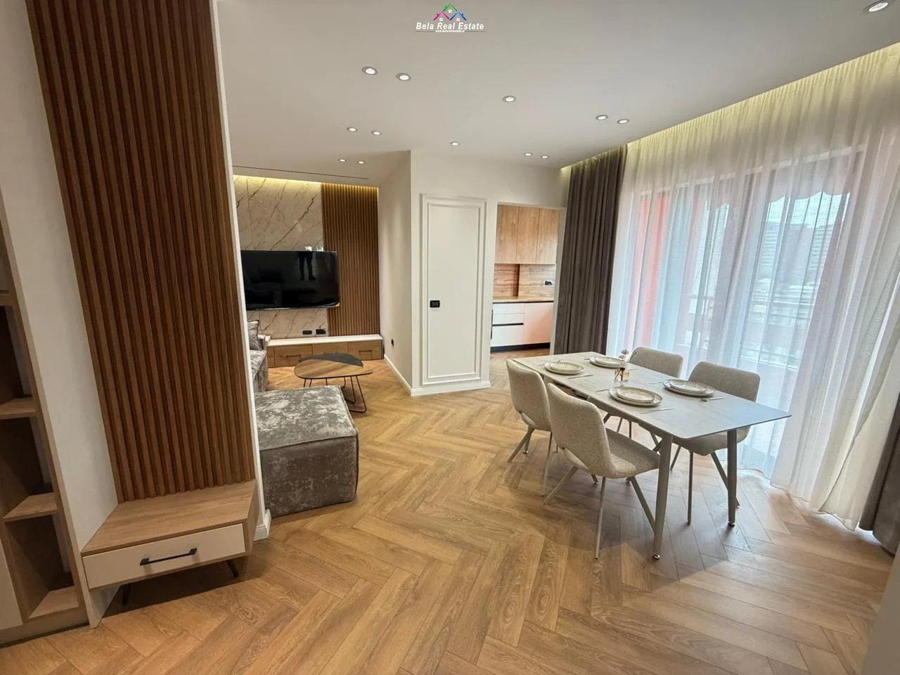 Apartament Ne Shitje 2+1 tek Pallati me Shigjeta (ID B120835) Tirane