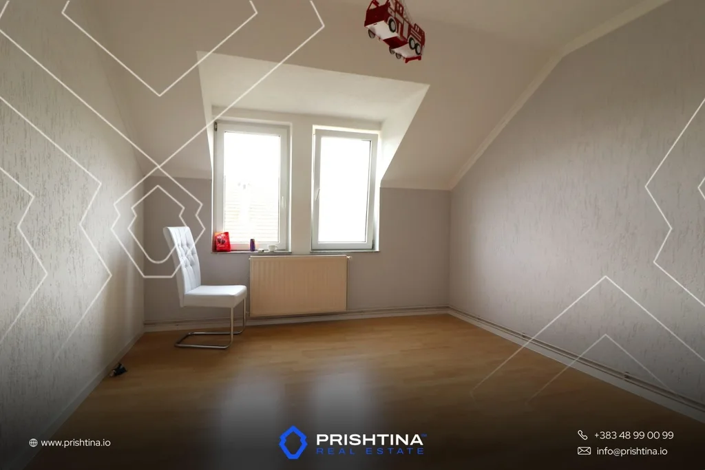 Shtëpi në shitje 270m² në Hajvali