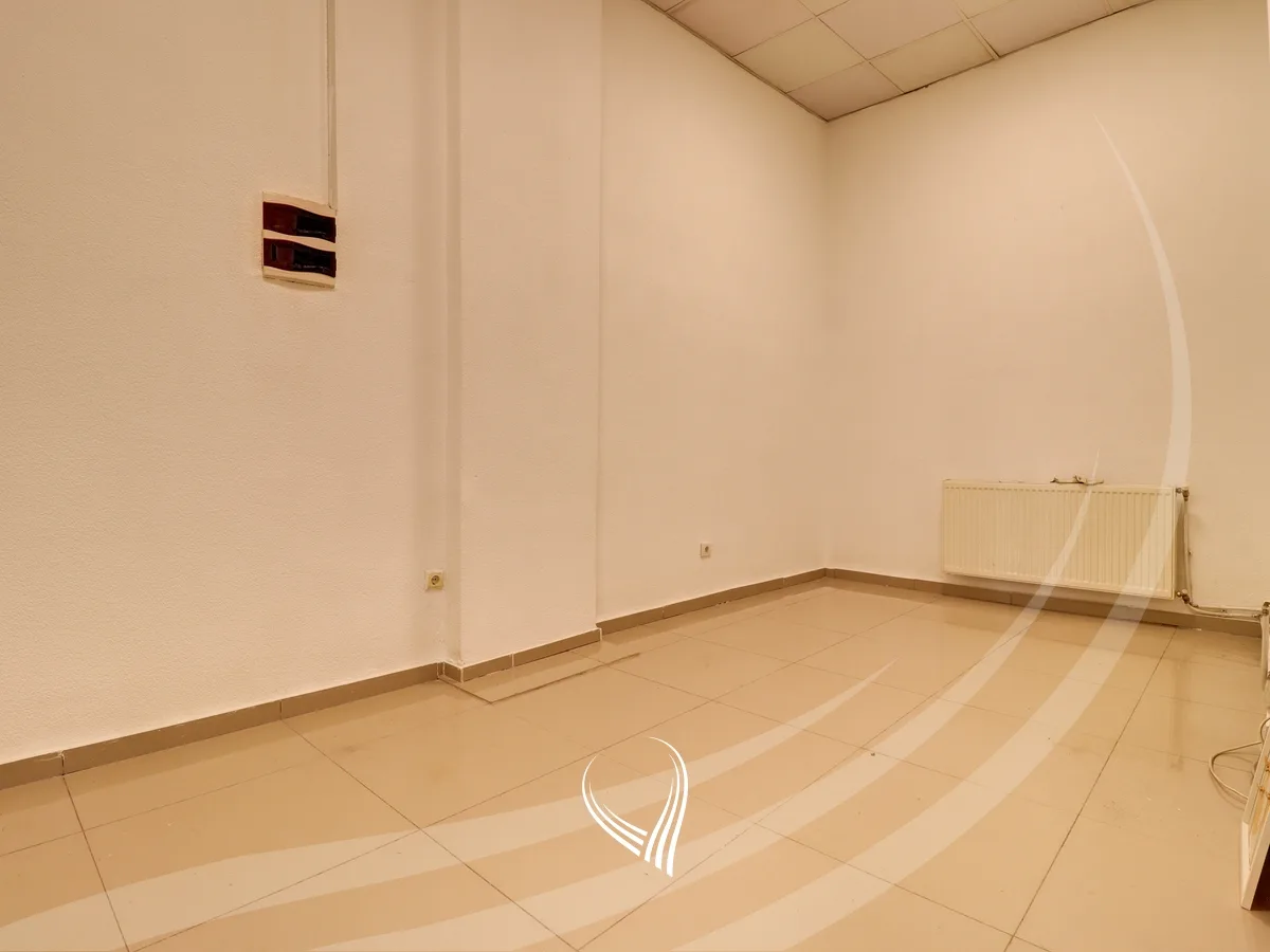 Lokal 43.86m2 me qira në lagjen Mati 1