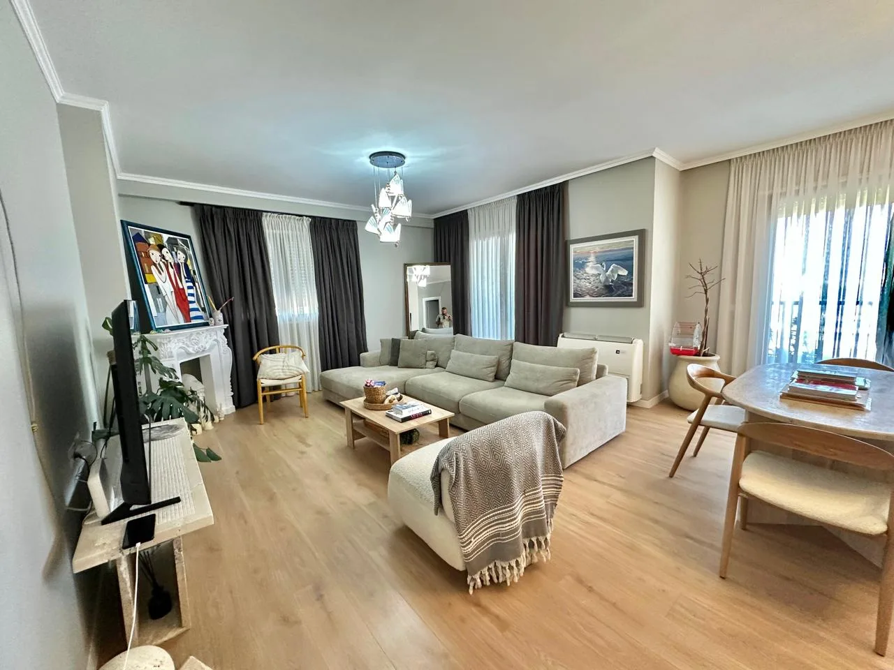 Apartament Me Qera 2+1+2 Tek Rruga e Durresit (ID B2201389) Tirane