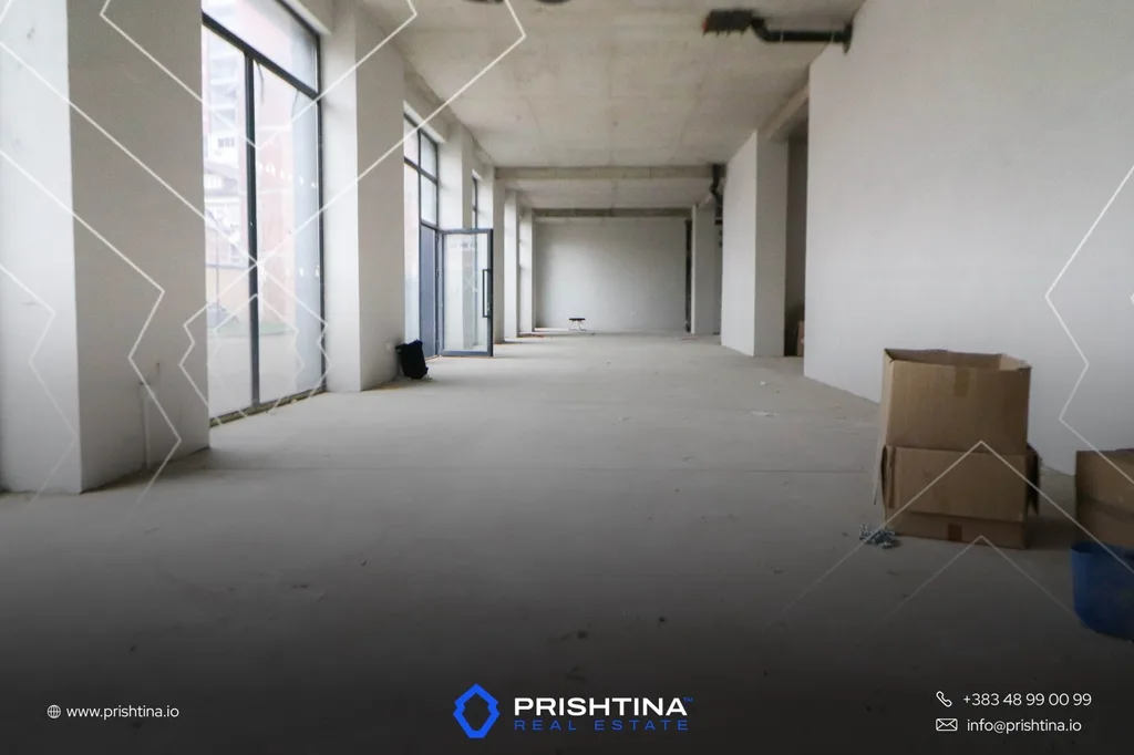 Lokal ne #shitje 235m2 ne Tophane