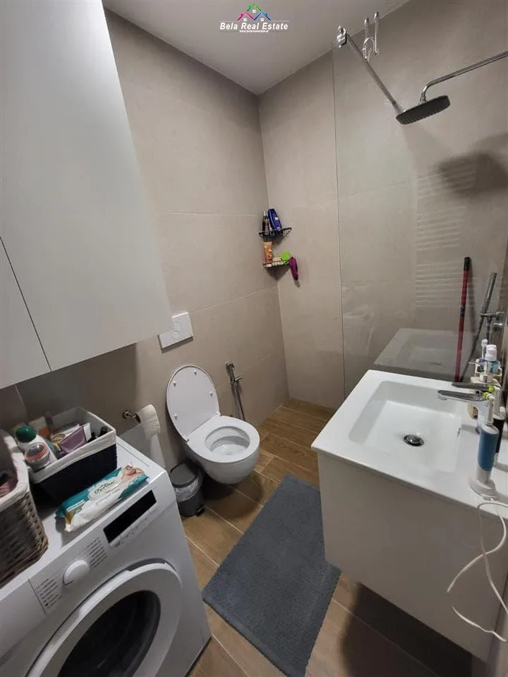 Apartament Me Qera 1+1 Tek Ish Tregu Elektrik (ID B210943) Tirane.