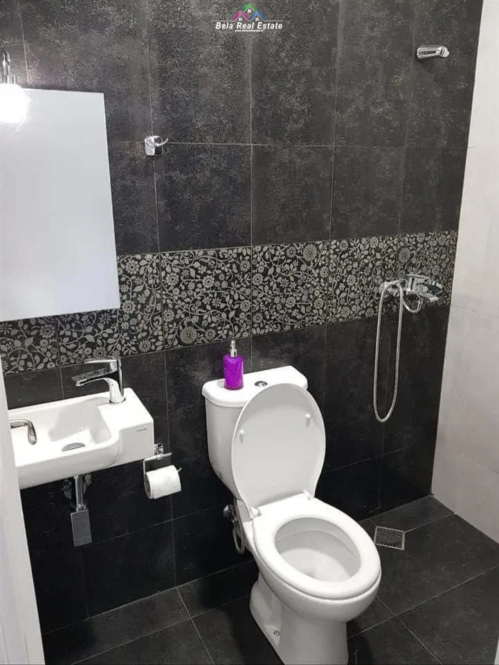 Garsoniere me qera tek Myslym Shyri  (ID BG56) Tirane