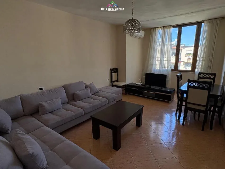 Apartament Me Qera 2+1 Tek Shkolla e Baletit (ID B221432) Tirane