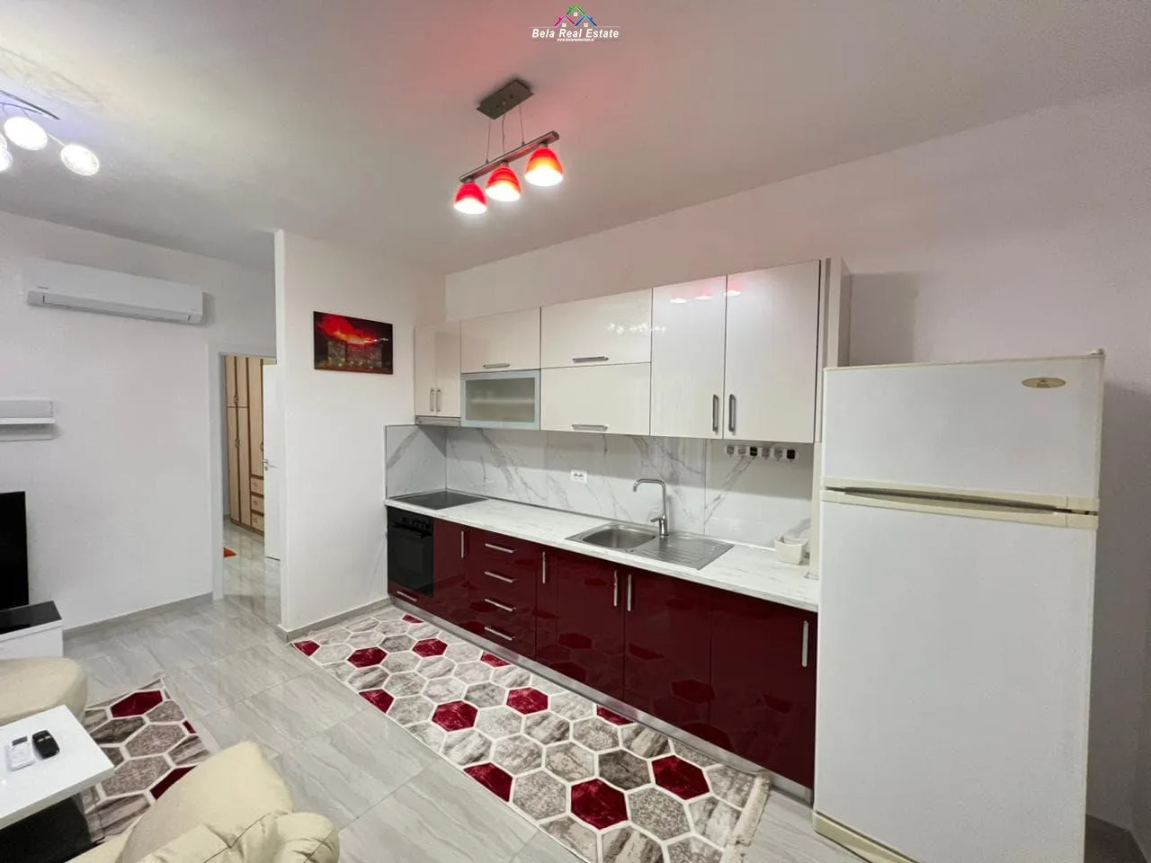 Apartament Me Qera 1+1 Tek Zogu i Zi (ID B2101330) Tirane