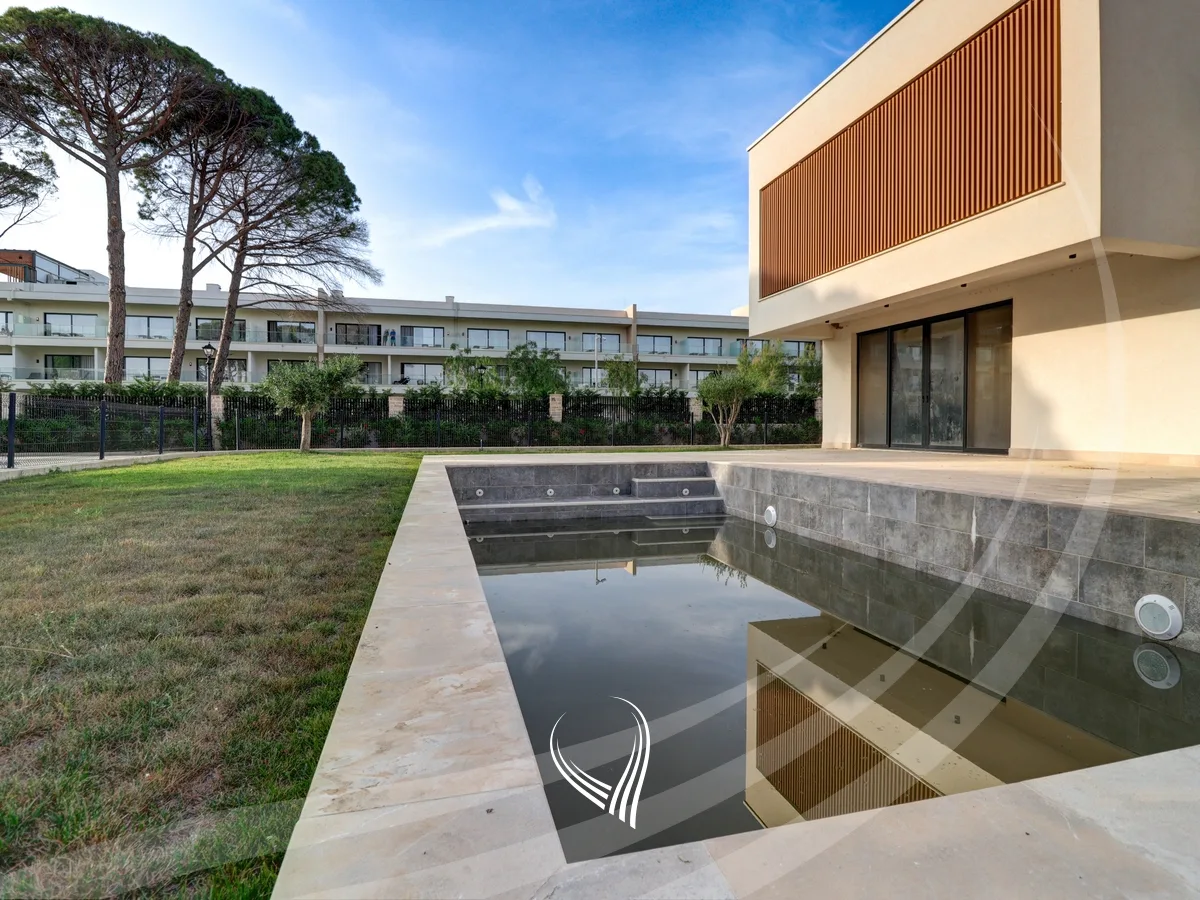 Vilë Luksoze Individuale në Gjirin e Lalzit – San Pietro Resort