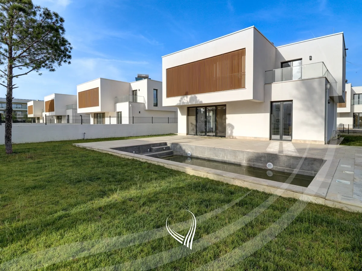 Vilë Luksoze Individuale në Gjirin e Lalzit – San Pietro Resort
