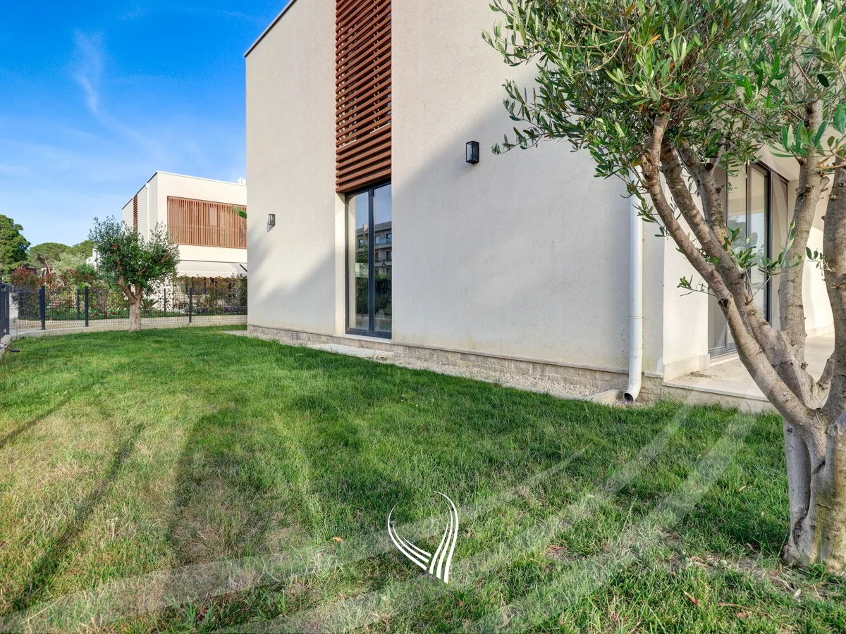 Vilë Luksoze Individuale në Gjirin e Lalzit – San Pietro Resort