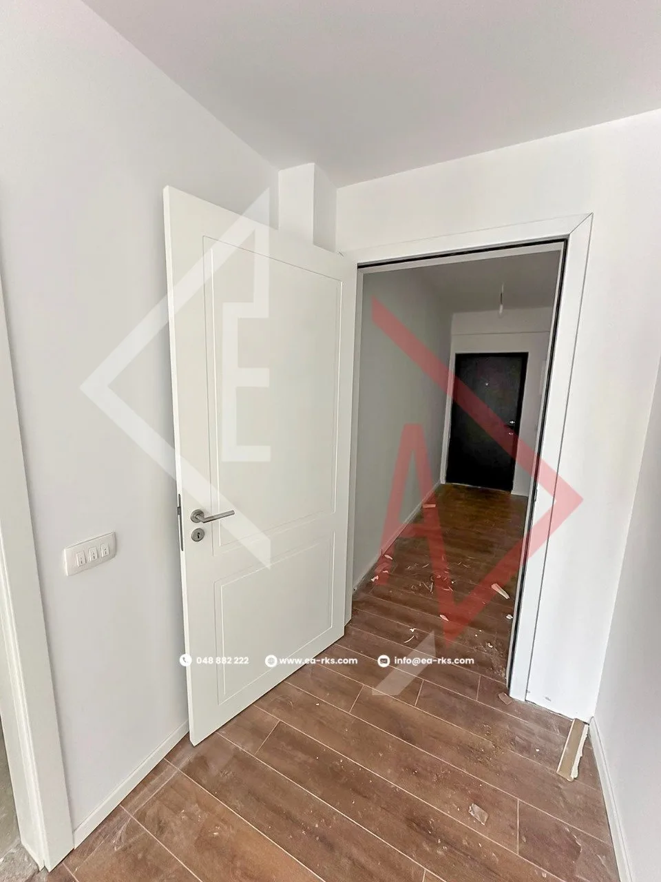 BANESË ME QIRA PËR ZYRE TE GJYKATA