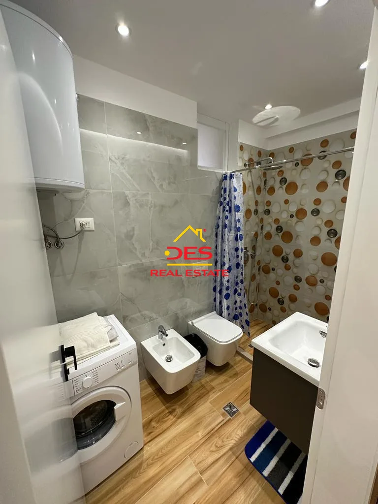 Apartament 2+1 me qera në bulevard-skelë