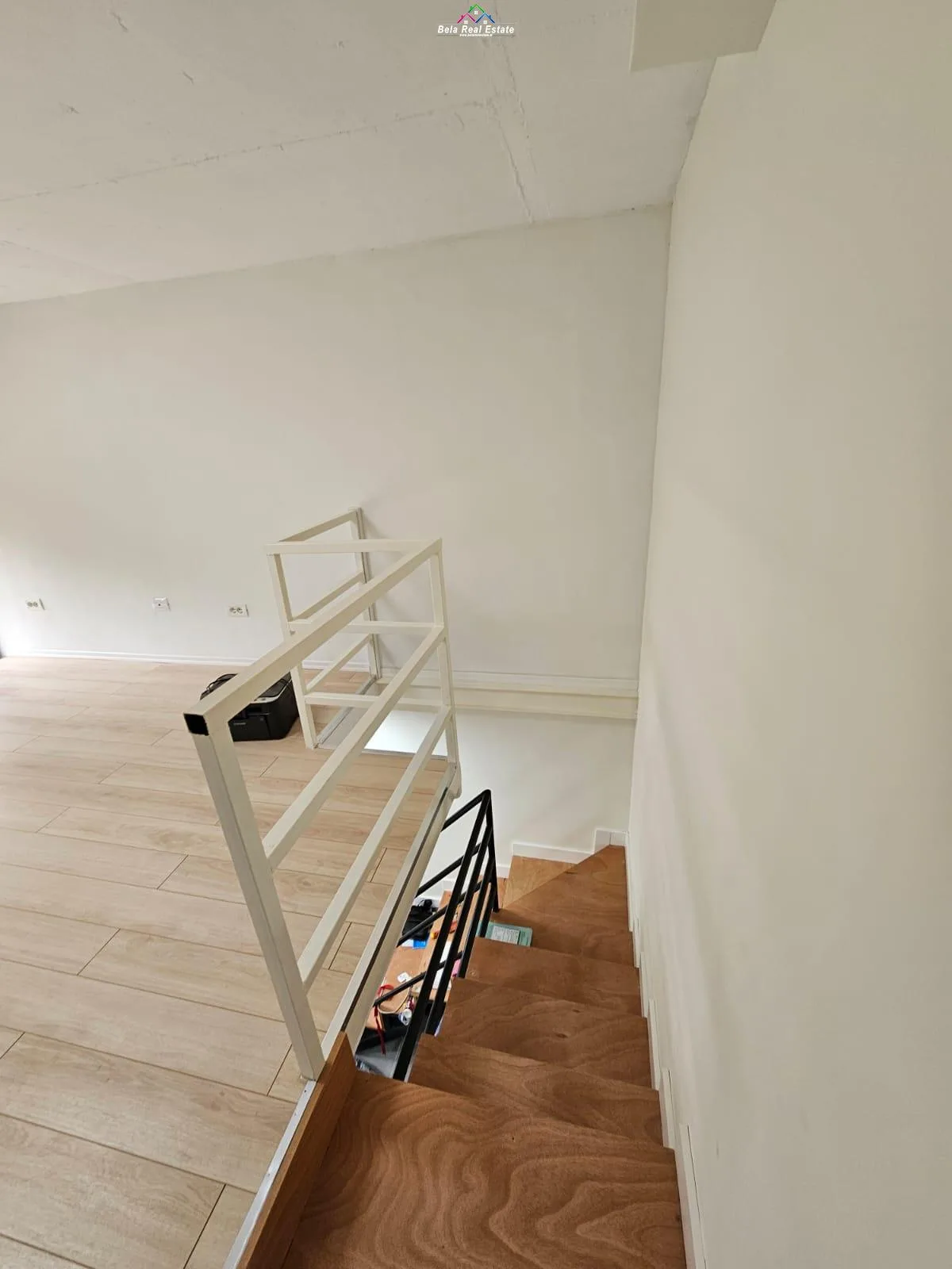 Dyqan Dupleks Me Qera tek 5 Maji (ID BD21590) Tirane