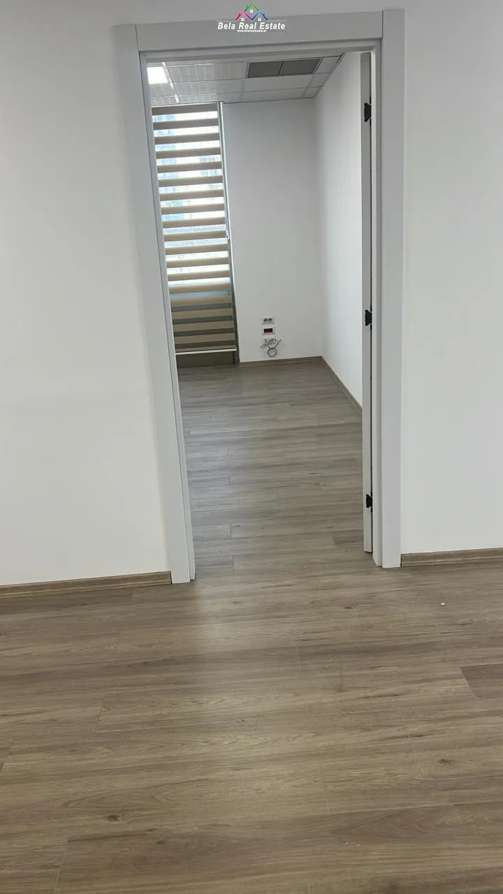 Zyre Me Qera Ne Bllok (ID BZ2596) Tirane.