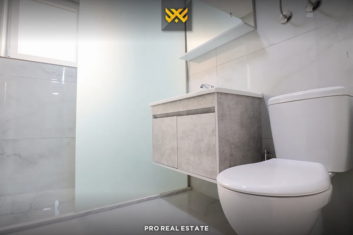 Shtëpi / Lokal 290m² me #QIRA në Pejton