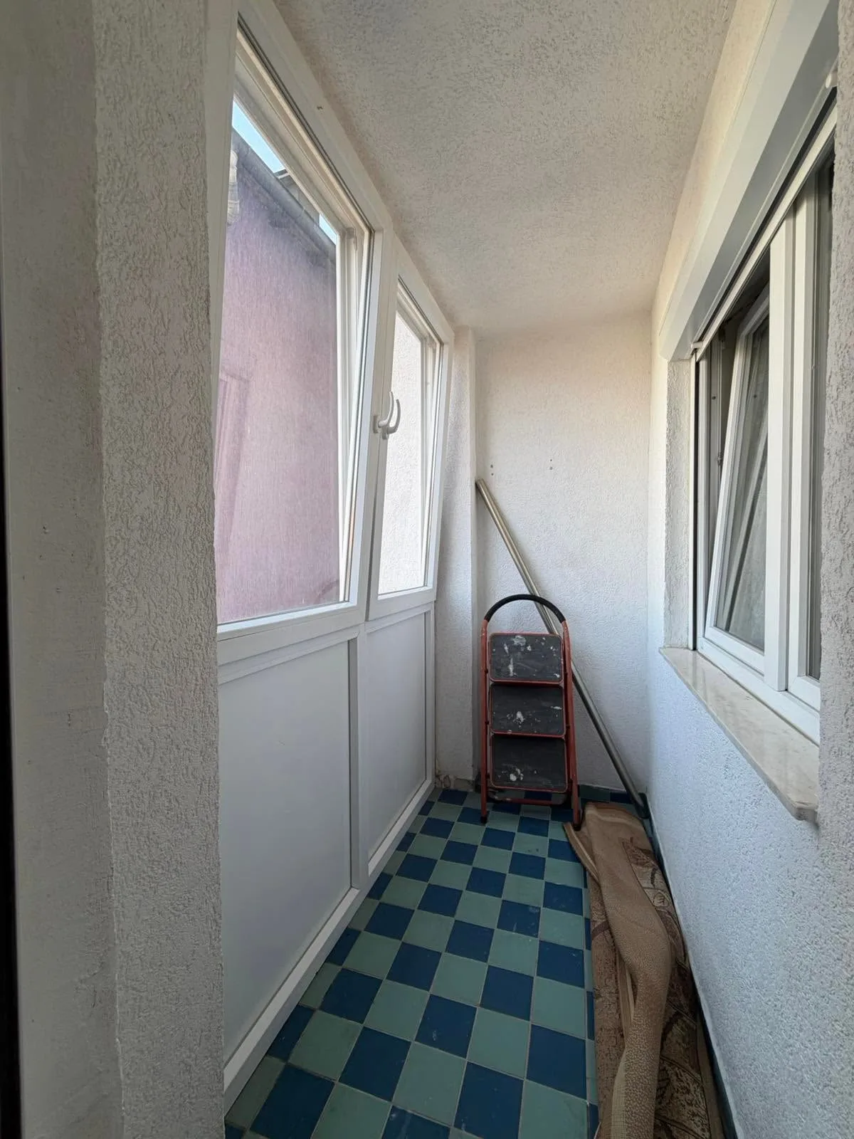 Banesë me qira 2+1 në Tophane